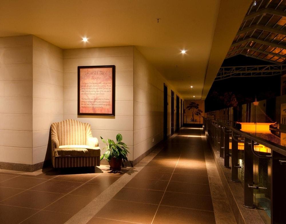 Hotel Acacia Goa Sinquerim Esterno foto