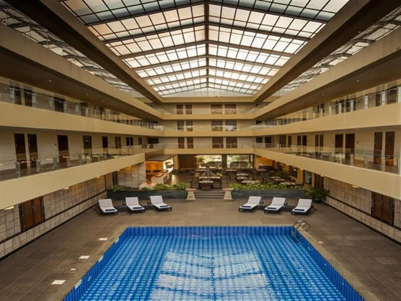 Hotel Acacia Goa Sinquerim Esterno foto